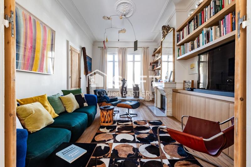 Maison - 320 m² - 11 pièces