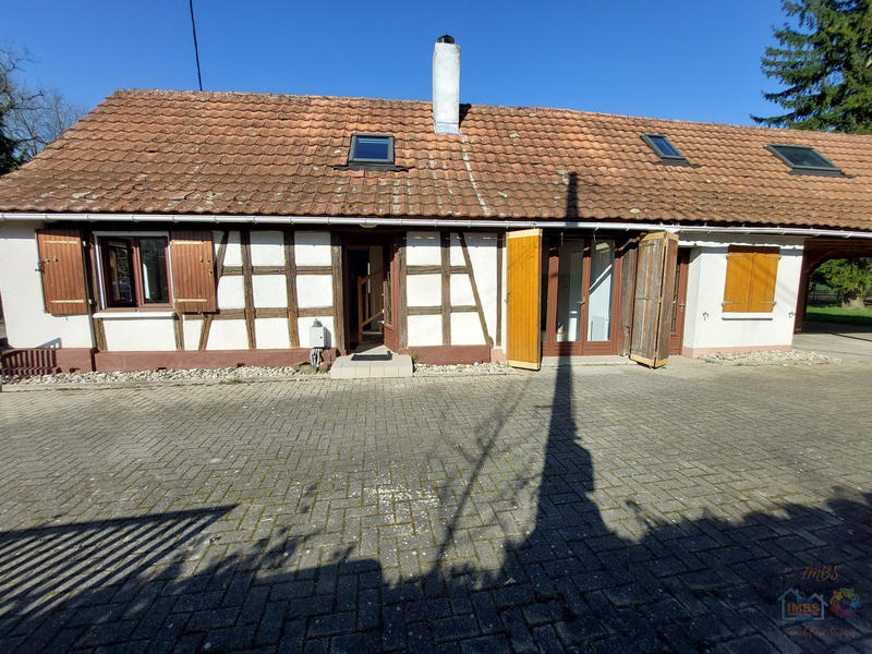 Maison - 104 m² - 4 pièces