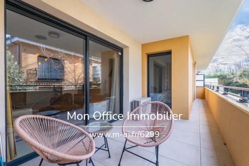 Appartement - 75 m² - 3 pièces