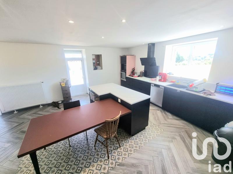 Maison - 280 m² - 11 pièces