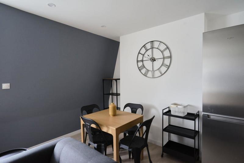 Appartement - 64 m² - 5 pièces