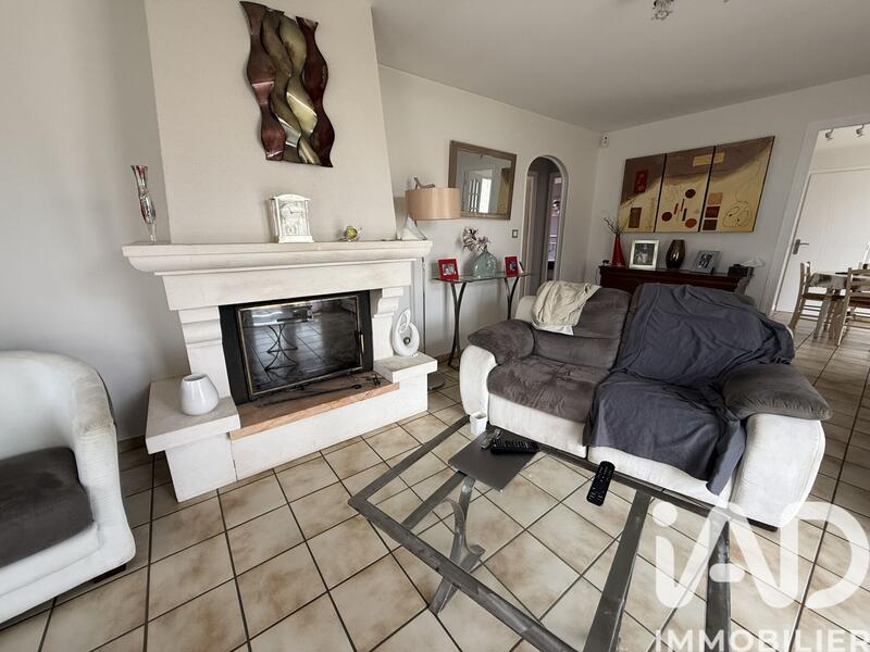 Maison - 96 m² - 4 pièces