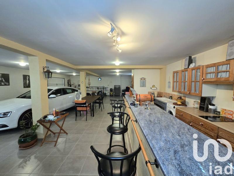 Maison - 190 m² - 4 pièces