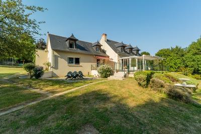 Propriété - 387 m² - 10 pièces