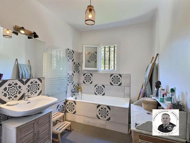 Maison - 177 m² - 6 pièces