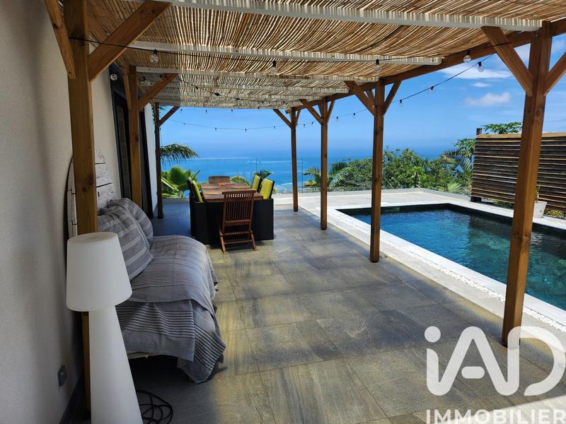 Maison - 161 m² - 5 pièces