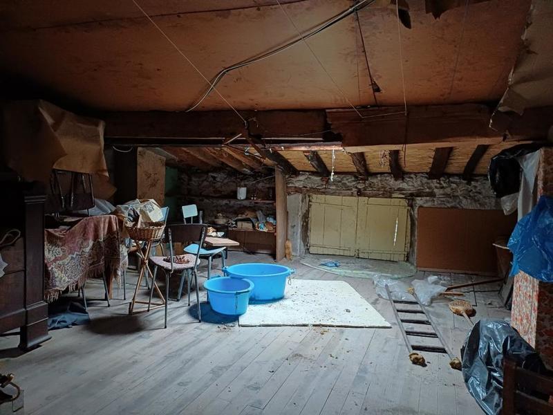 Maison en pierre - 75 m² - 5 pièces