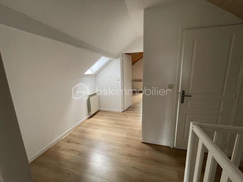 Maison - 121 m² - 5 pièces