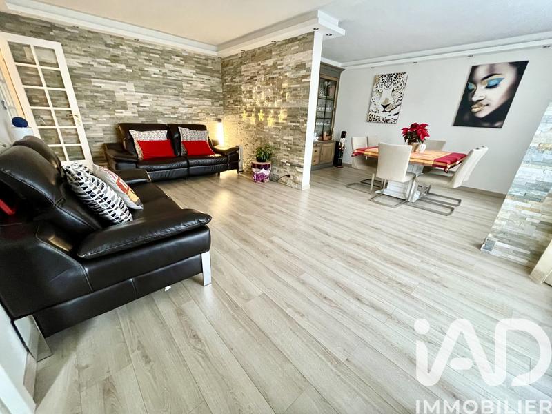 Appartement - 103 m² - 5 pièces