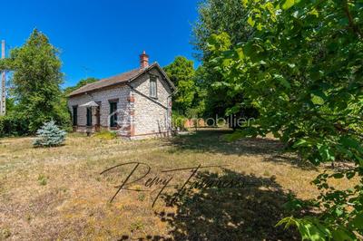 Maison en pierre - 75 m² - 4 pièces