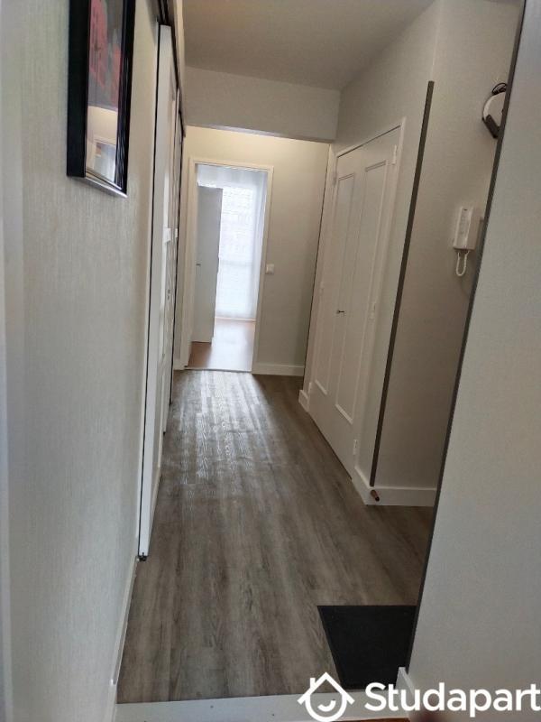 Chambre - 9 m² - 1 pièce