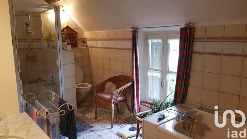 Maison - 247 m² - 13 pièces