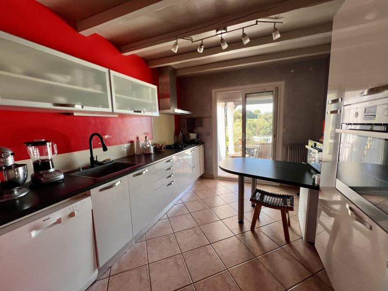 Maison - 160 m² - 5 pièces