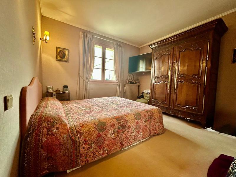 Maison - 292 m² - 5 pièces