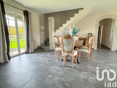 Maison - 152 m² - 7 pièces