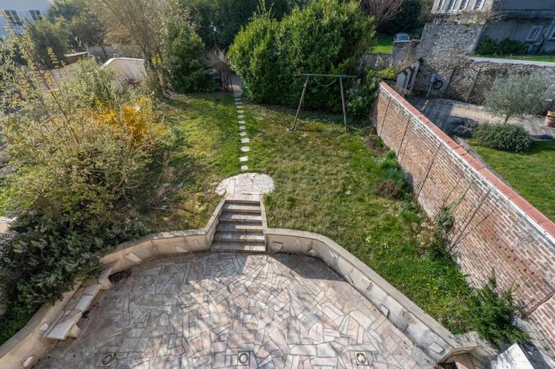 Maison - 122 m² - 5 pièces