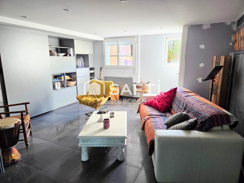 Maison - 177 m² - 6 pièces