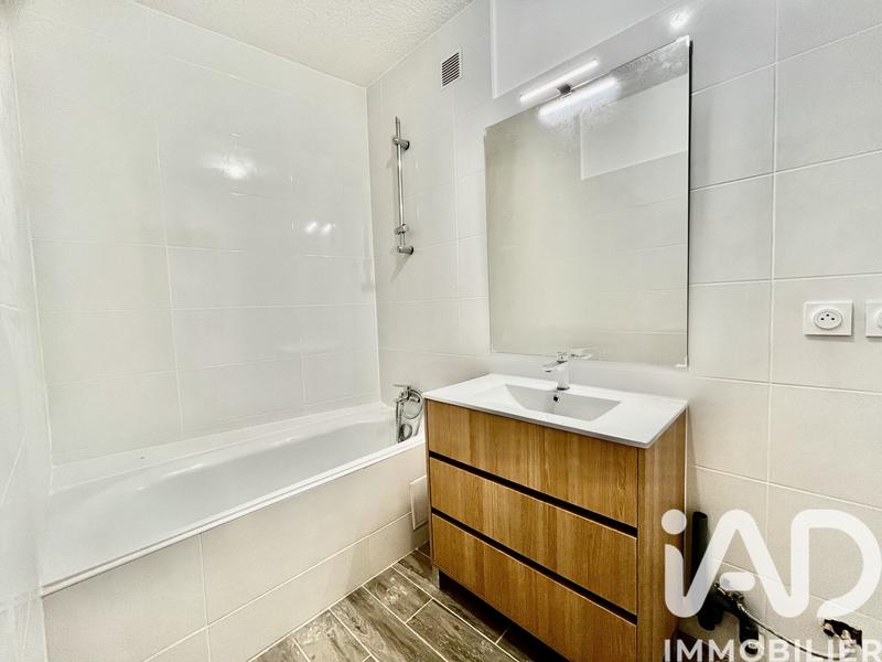 Appartement - 90 m² - 4 pièces