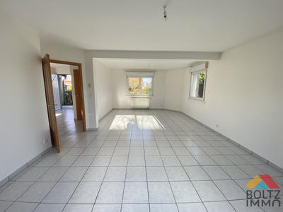 Maison - 106 m² - 5 pièces