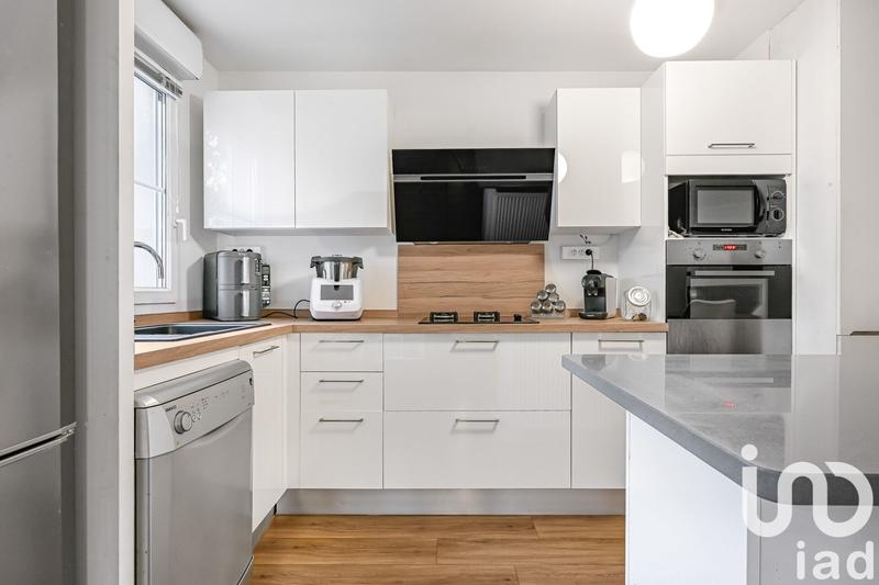 Appartement - 70 m² - 3 pièces