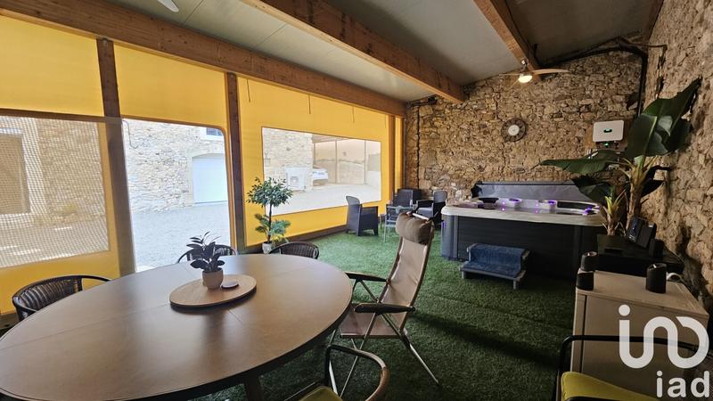 Maison - 251 m² - 7 pièces