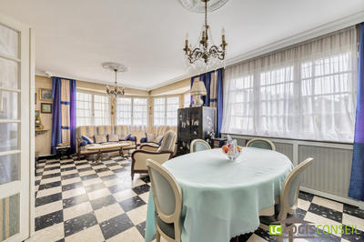 Maison - 111 m² - 6 pièces