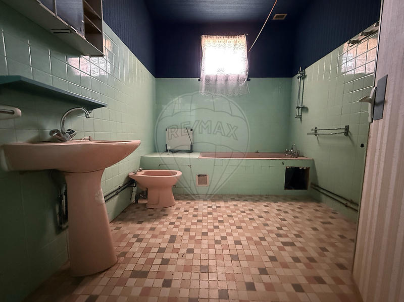 Maison - 278 m² - 9 pièces