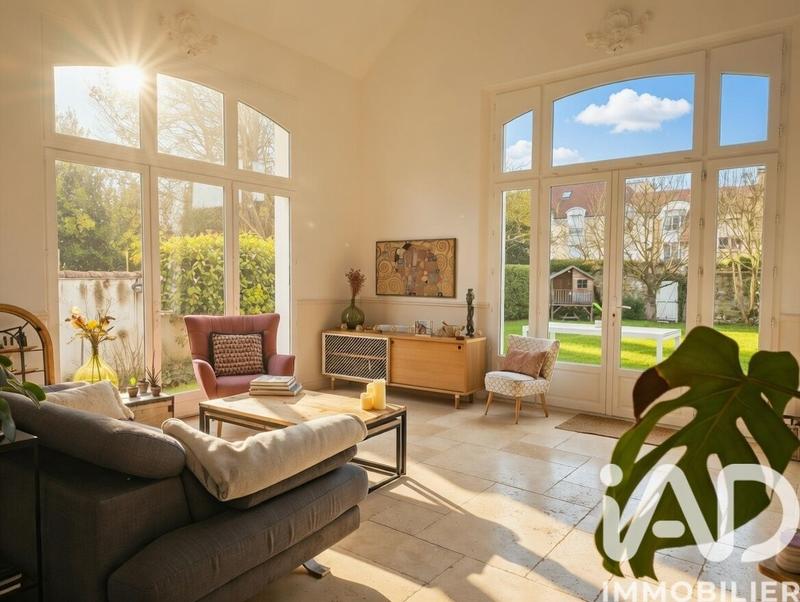 Maison - 160 m² - 5 pièces