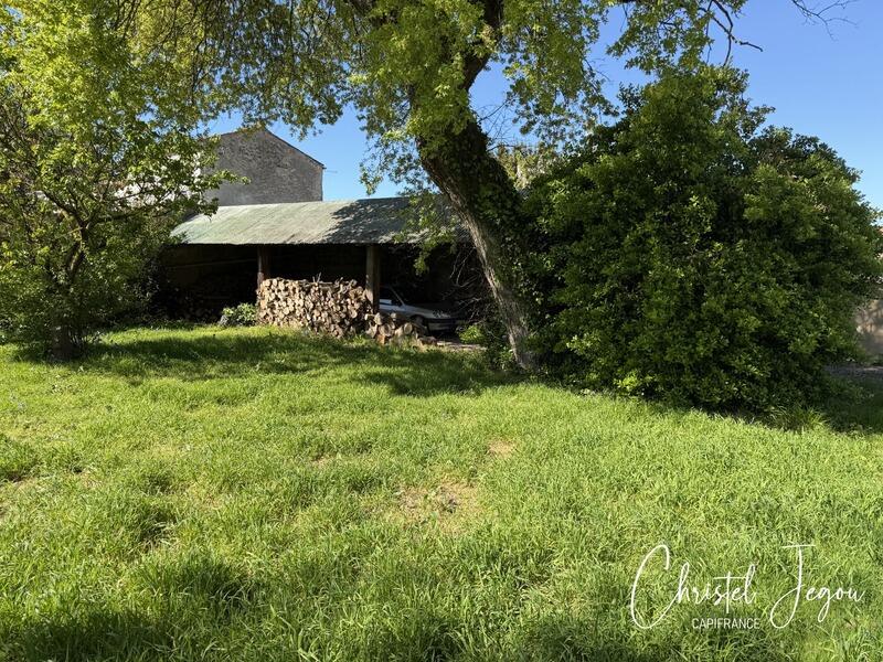 Maison - 276 m² - 8 pièces