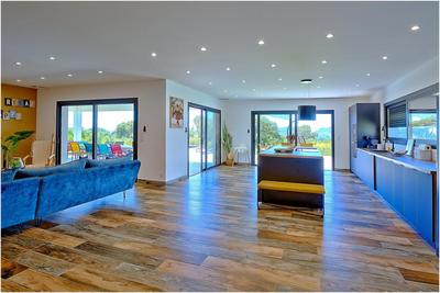 Villa - 172 m² - 5 pièces