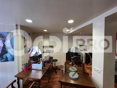 Immeuble - 64 m² - 2 pièces