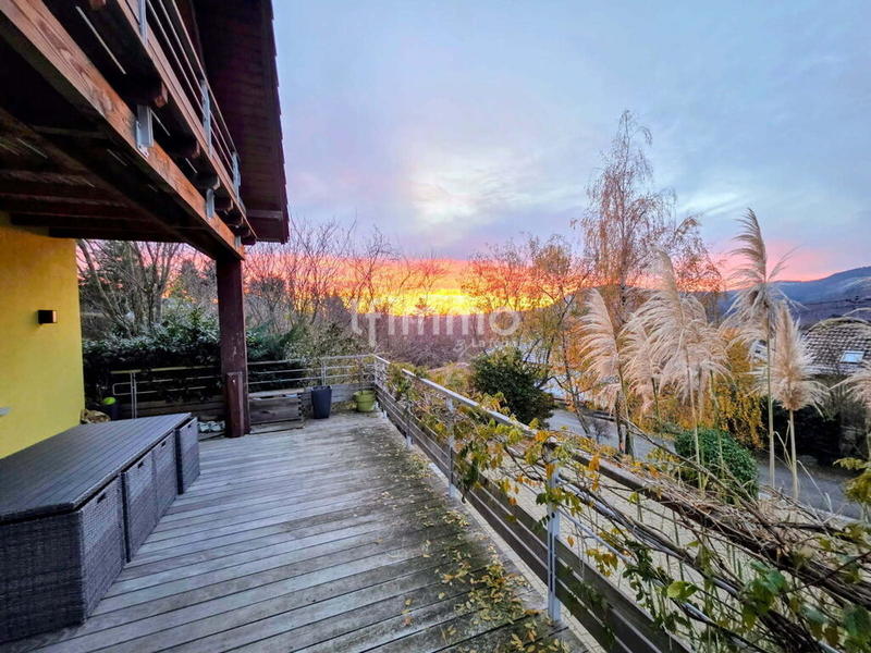 Maison - 193 m² - 6 pièces