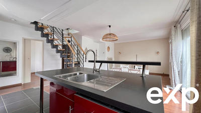 Maison - 137 m² - 6 pièces