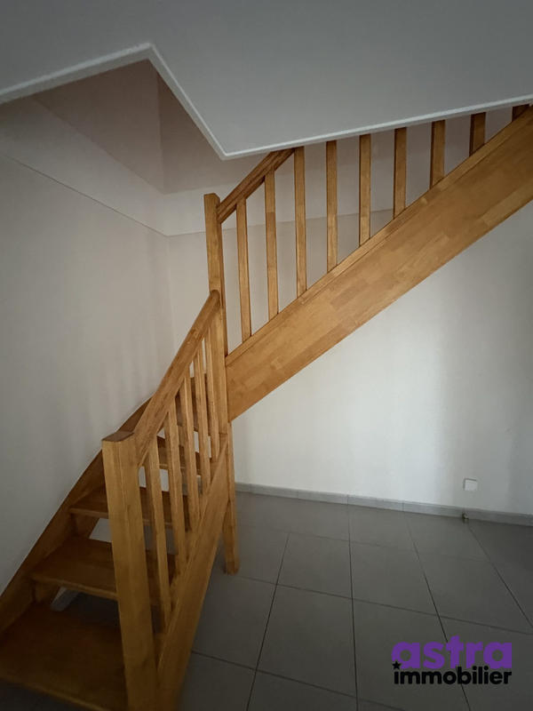 Maison - 93 m² - 4 pièces