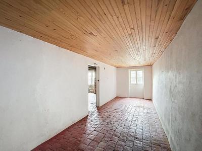 Maison - 160 m² - 4 pièces