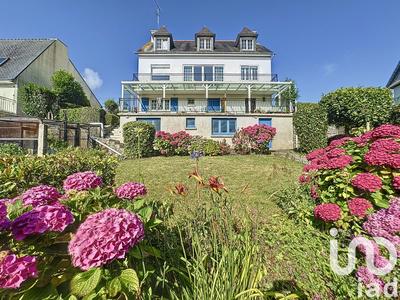 Maison - 165 m² - 10 pièces