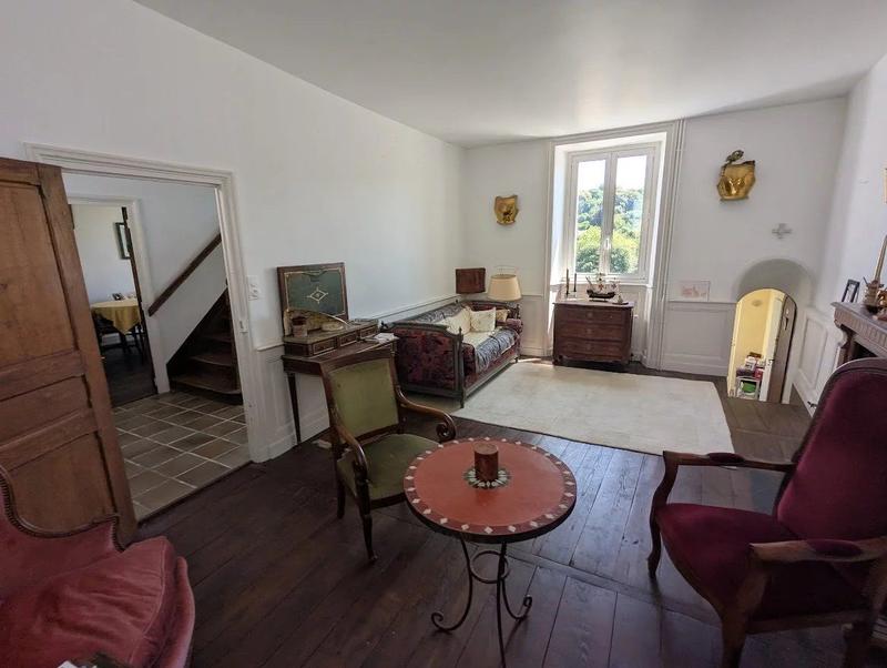 Maison - 145 m² - 6 pièces