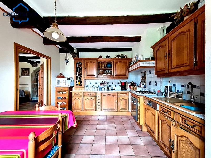 Maison en pierre - 163 m² - 8 pièces