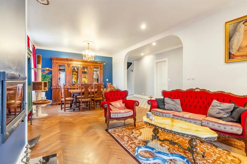 Maison - 169 m² - 5 pièces