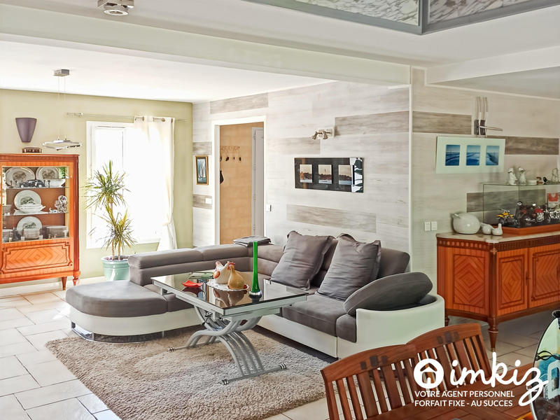 Maison - 182 m² - 6 pièces