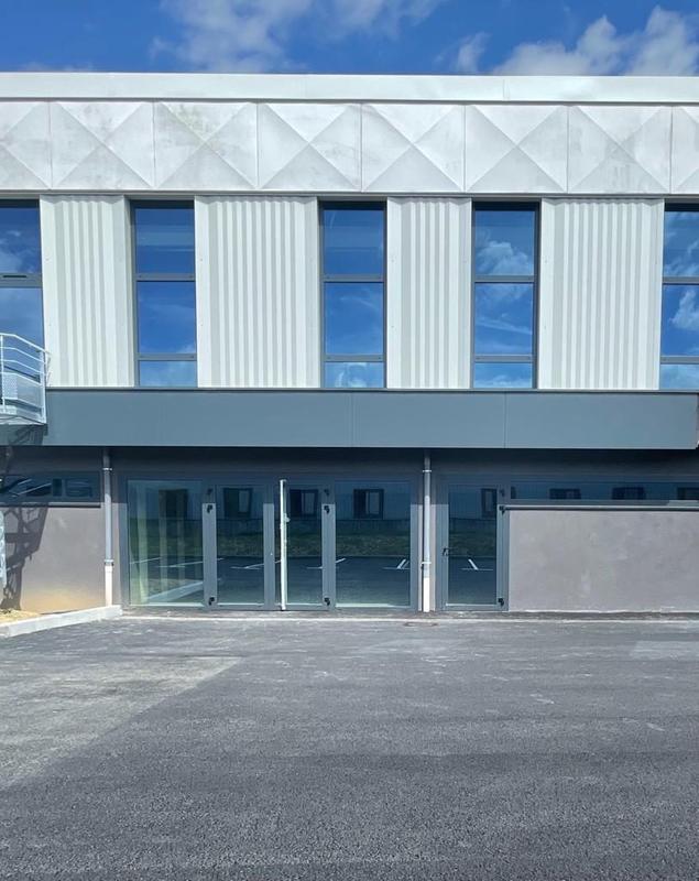 Local commercial - 180 m²