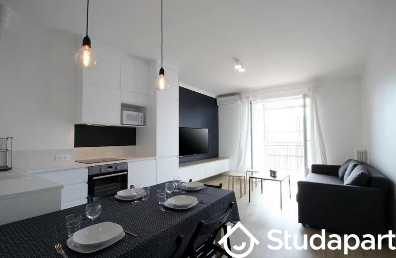 Chambre - 25 m² - 1 pièce