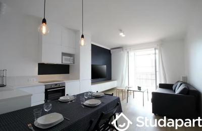 Chambre - 25 m² - 1 pièce