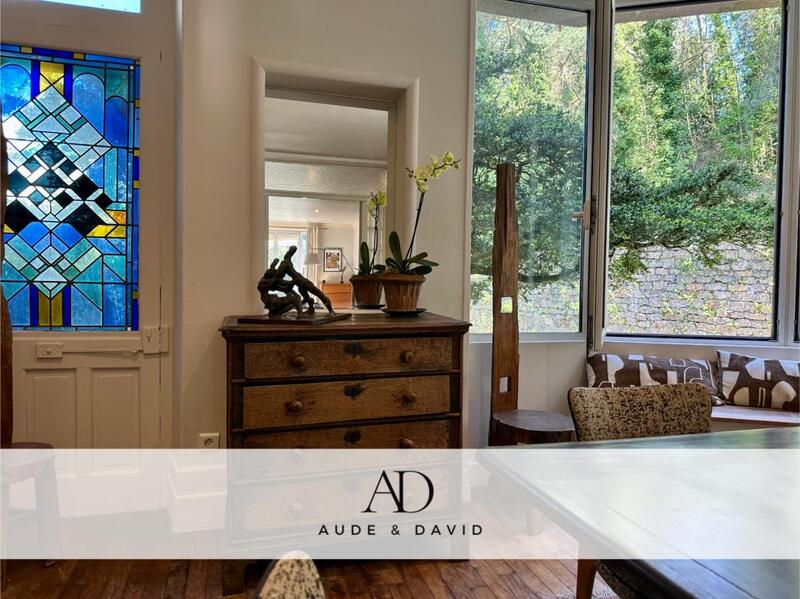 Maison - 195 m² - 8 pièces