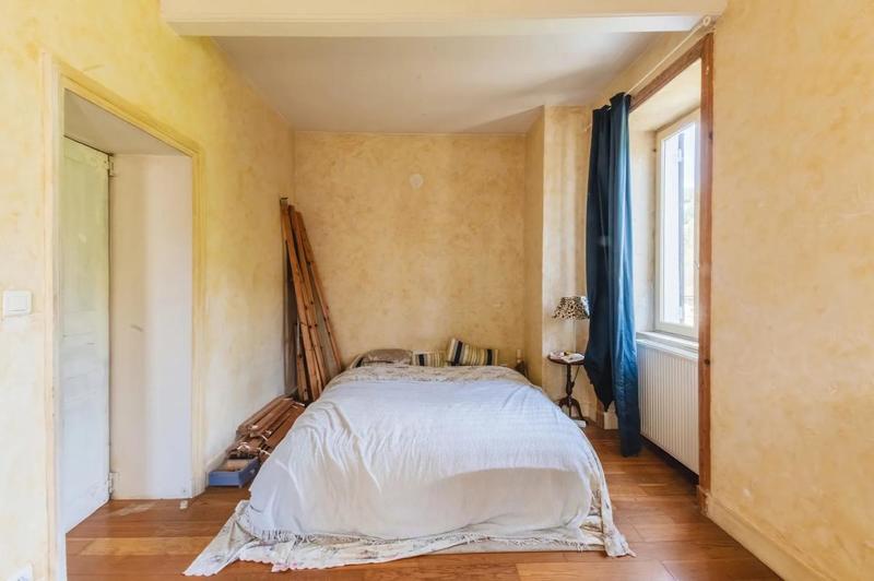 Maison - 275 m² - 7 pièces