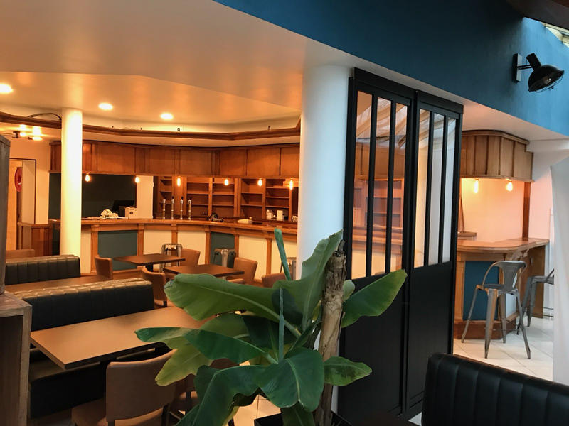 Local commercial - 1 000 m²