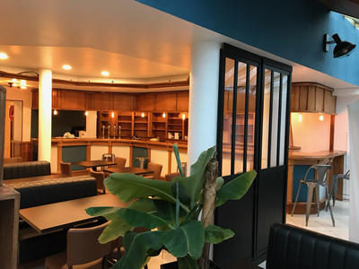 Local commercial - 1 000 m²