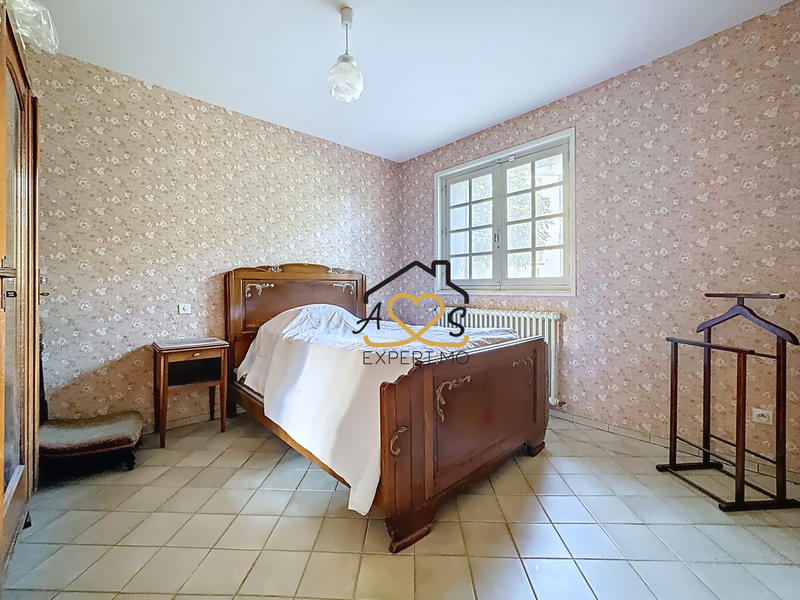 Maison - 240 m² - 11 pièces