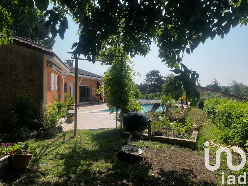 Maison - 159 m² - 6 pièces