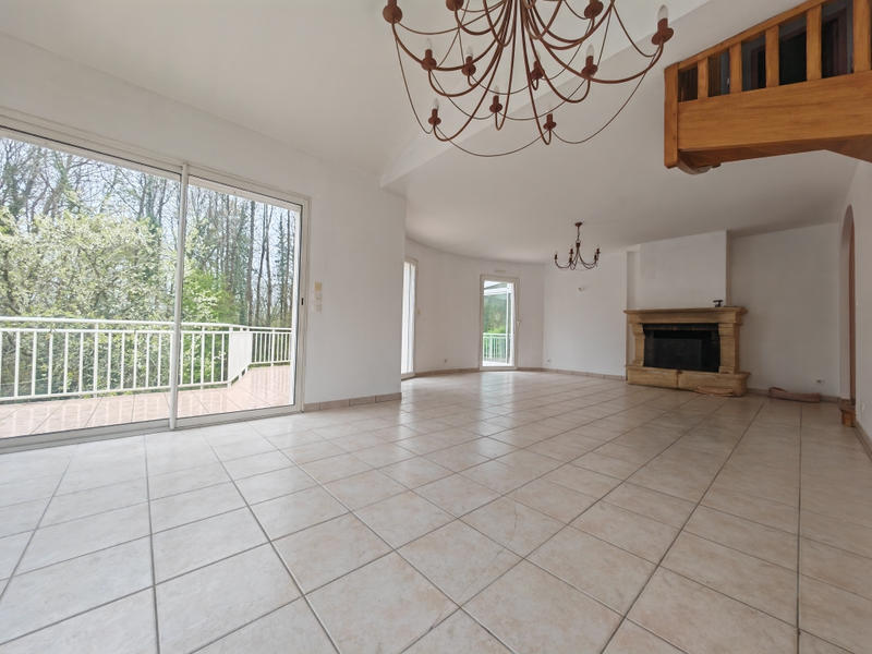 Maison - 145 m² - 6 pièces